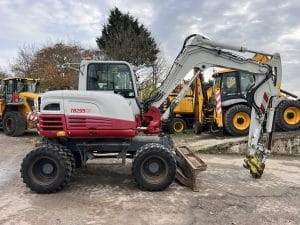2014 TAKEUCHI TB295W