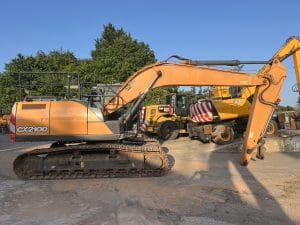 2021 CASE CX210D